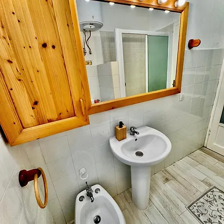 Lägenhet Magic House - Splendido Trilocale Nel Budello