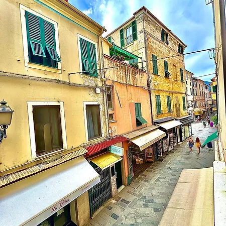 Lägenhet Magic House - Splendido Trilocale Nel Budello *