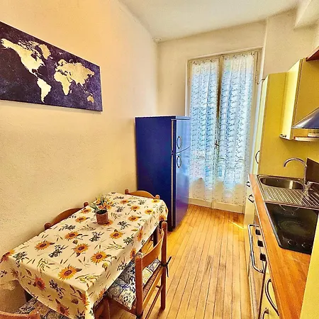 Magic House - Splendido Trilocale Nel Budello