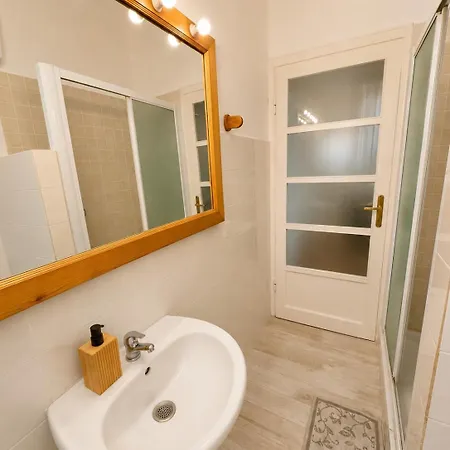 Magic House - Splendido Trilocale Nel Budello Apartment